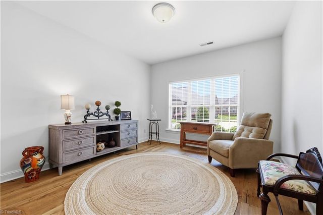 5424 GGO Drive, Greensboro, NC 27406