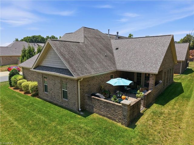 5424 GGO Drive, Greensboro, NC 27406