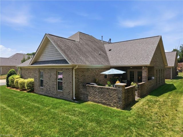 5424 GGO Drive, Greensboro, NC 27406
