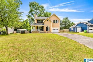 8445 LANEWOOD CIRCLE, Leeds, AL 35094