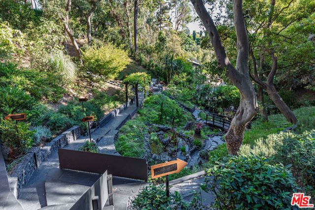 1509 Amalfi Drive, Pacific Palisades (los Angeles), CA 90272