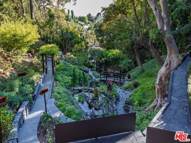 1509 Amalfi Drive, Pacific Palisades (los Angeles), CA 90272