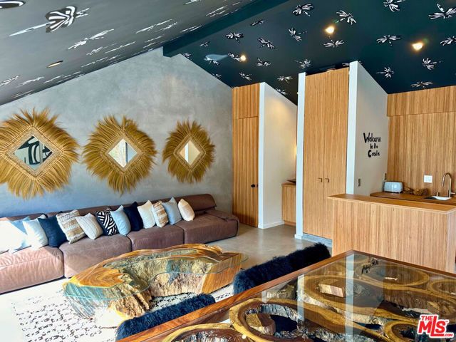 1509 Amalfi Drive, Pacific Palisades (los Angeles), CA 90272