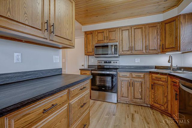 6670 Gaines Road, Colerain Twp, OH 45247