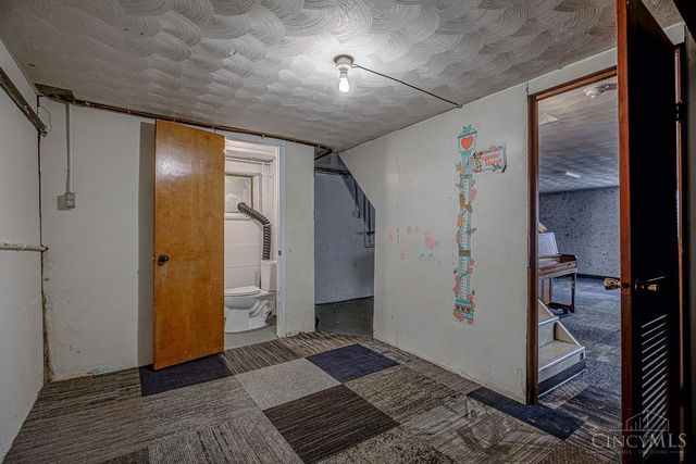 6670 Gaines Road, Colerain Twp, OH 45247