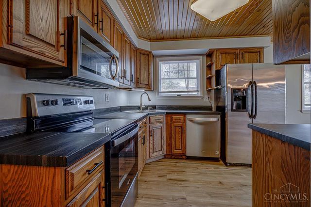 6670 Gaines Road, Colerain Twp, OH 45247