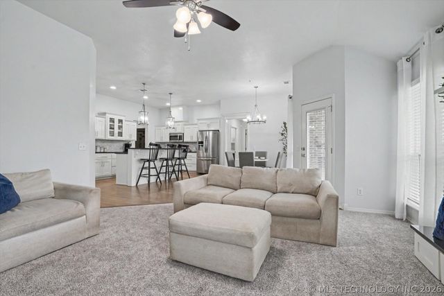 26292 E 102nd Street S, Broken Arrow, OK 74014