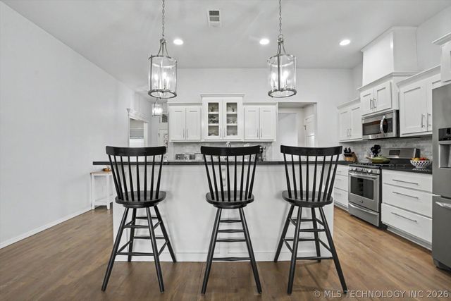 26292 E 102nd Street S, Broken Arrow, OK 74014