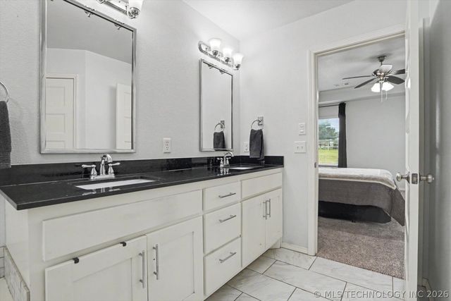 26292 E 102nd Street S, Broken Arrow, OK 74014