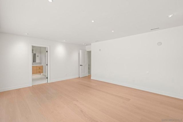 2260 Calle Tiara, La Jolla, CA 92037