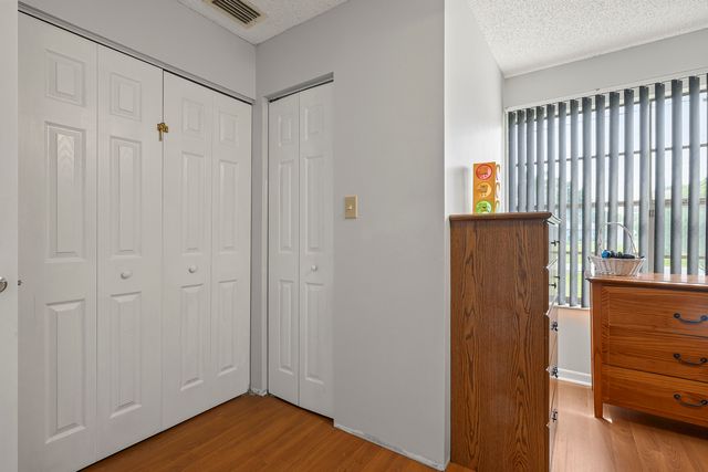 2081 SE SOUTH BUTTONWOOD Drive, Port St. Lucie, Port St Lucie, FL 34952