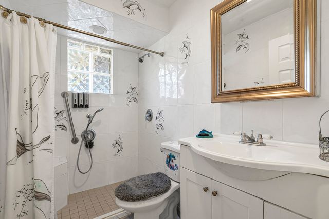 2081 SE SOUTH BUTTONWOOD Drive, Port St. Lucie, Port St Lucie, FL 34952