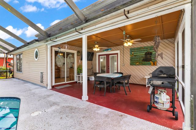 2081 SE SOUTH BUTTONWOOD Drive, Port St. Lucie, Port St Lucie, FL 34952