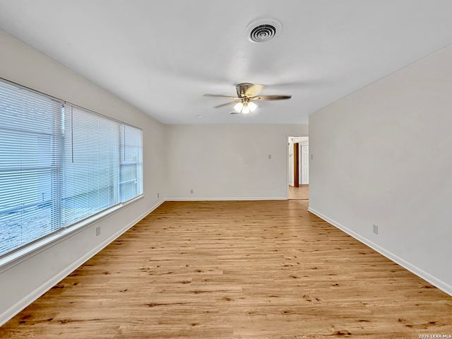 1127 Olney, San Antonio, TX 78218