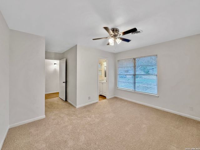 1127 Olney, San Antonio, TX 78218