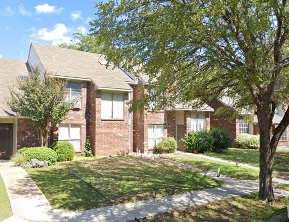 1537 Barbara Drive, Lewisville, TX 75067