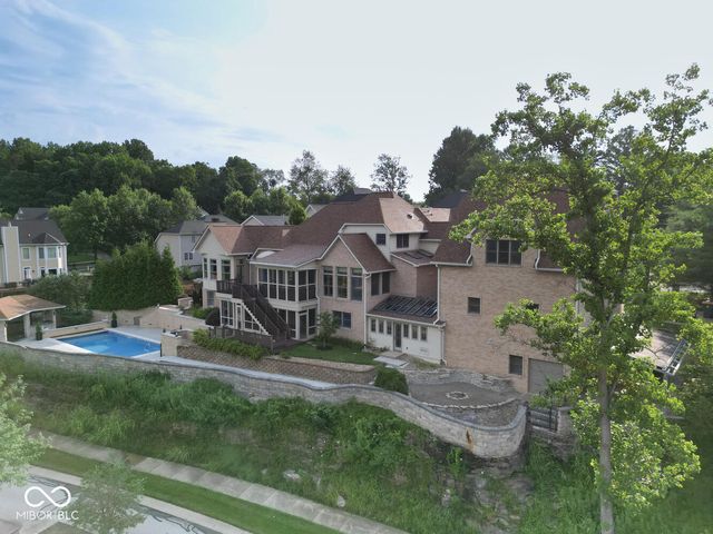 1817 E Cheyanne Lane, Bloomington, IN 47401