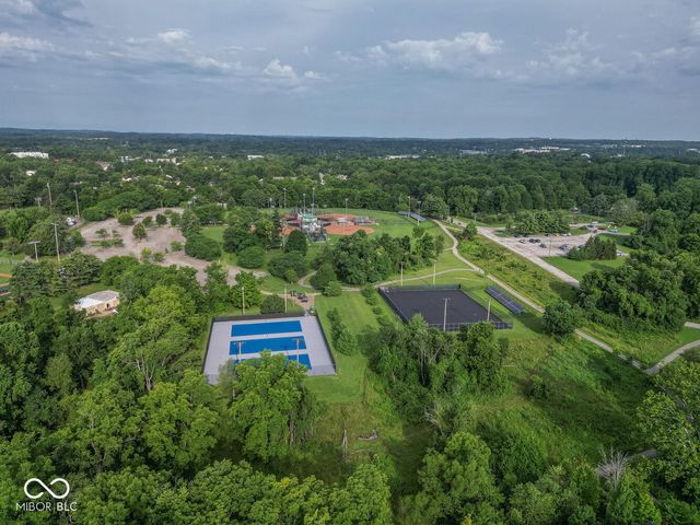 1817 E Cheyanne Lane, Bloomington, IN 47401