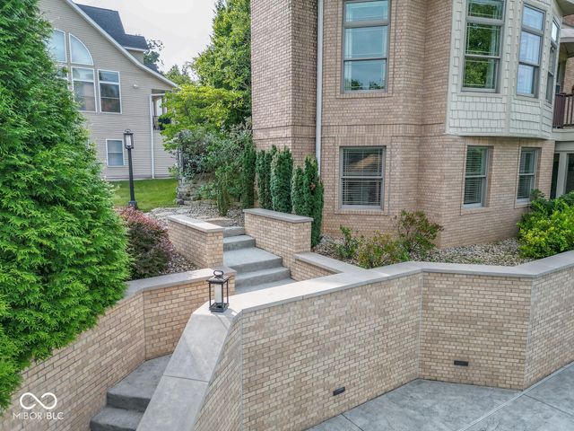 1817 E Cheyanne Lane, Bloomington, IN 47401