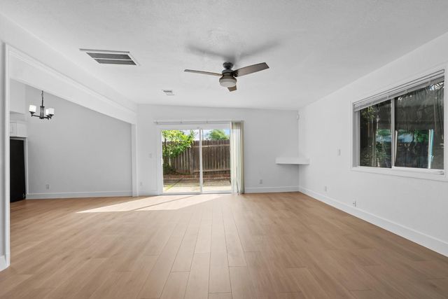 4600 Hayford Way, Sacramento, CA 95842