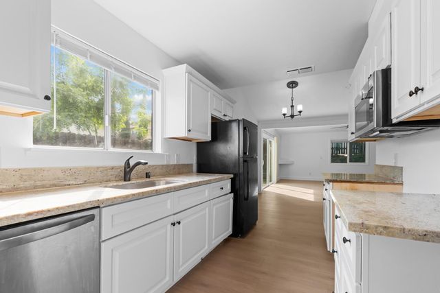 4600 Hayford Way, Sacramento, CA 95842