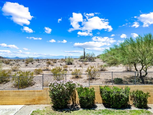9114 W WHITE FEATHER Lane, Peoria, AZ 85383