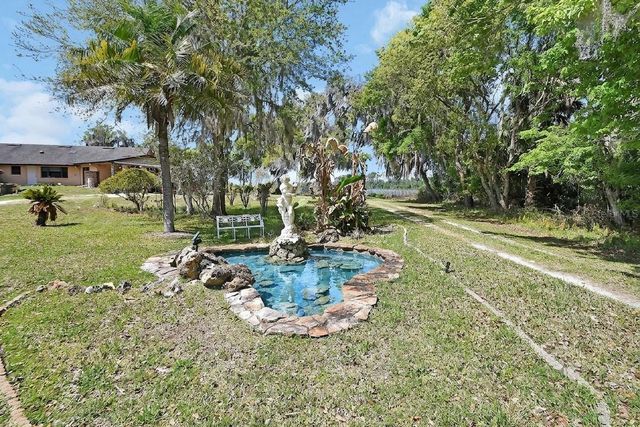 5268 STATE ROAD 11, De Leon Springs, FL 32130