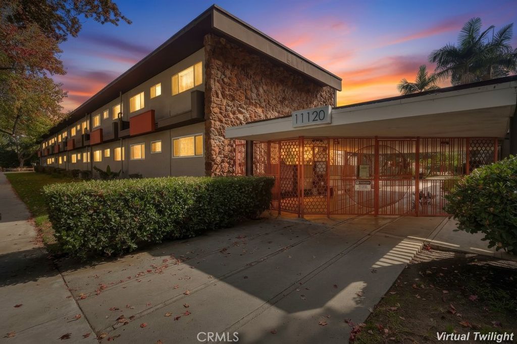 11120 Queensland H57, Los Angeles, CA 90034