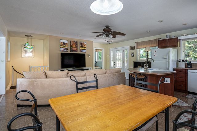327 Chatuge Village Circle, Hayesville, NC 28904