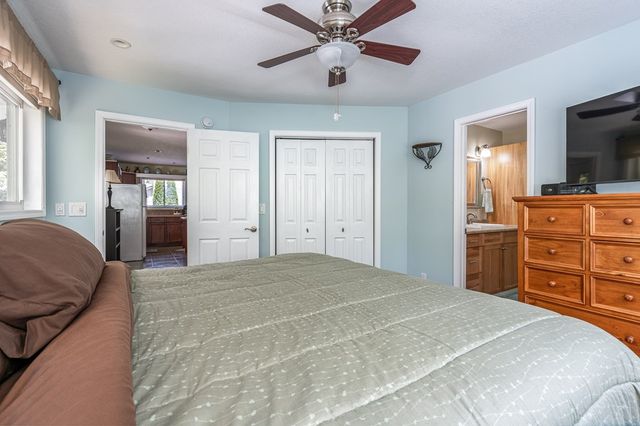 327 Chatuge Village Circle, Hayesville, NC 28904