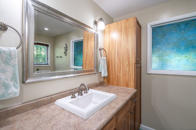 327 Chatuge Village Circle, Hayesville, NC 28904