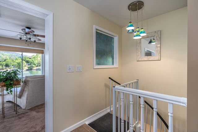 327 Chatuge Village Circle, Hayesville, NC 28904