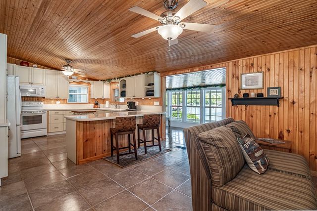 327 Chatuge Village Circle, Hayesville, NC 28904