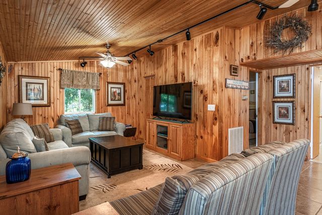 327 Chatuge Village Circle, Hayesville, NC 28904