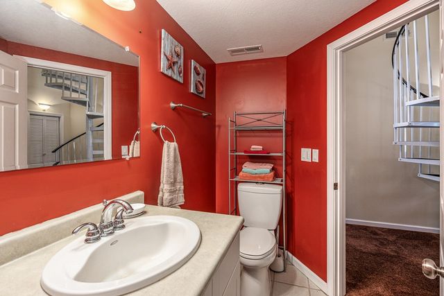 327 Chatuge Village Circle, Hayesville, NC 28904