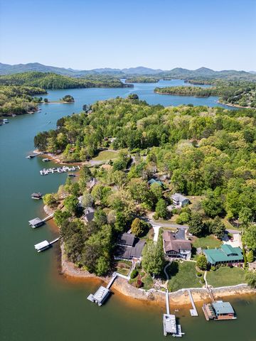 327 Chatuge Village Circle, Hayesville, NC 28904