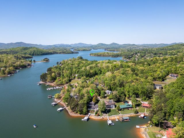 327 Chatuge Village Circle, Hayesville, NC 28904