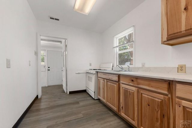 1413 Stone Ave, Pueblo, CO 81004