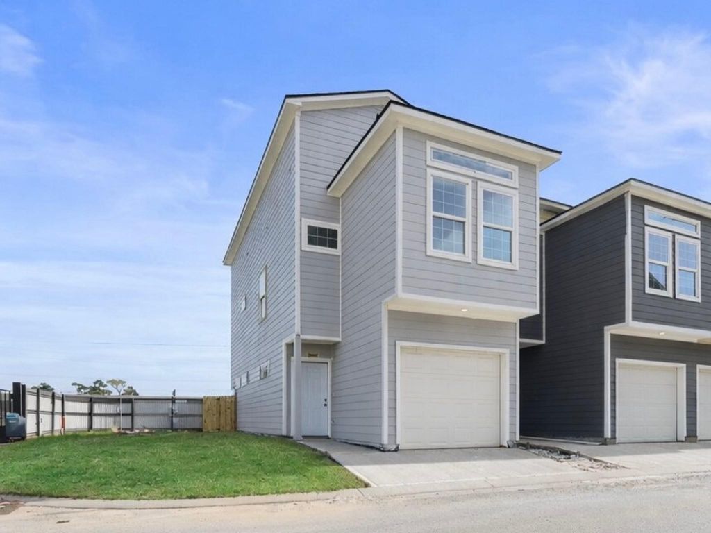 18846 Elegance Avenue, Spring, TX 77379