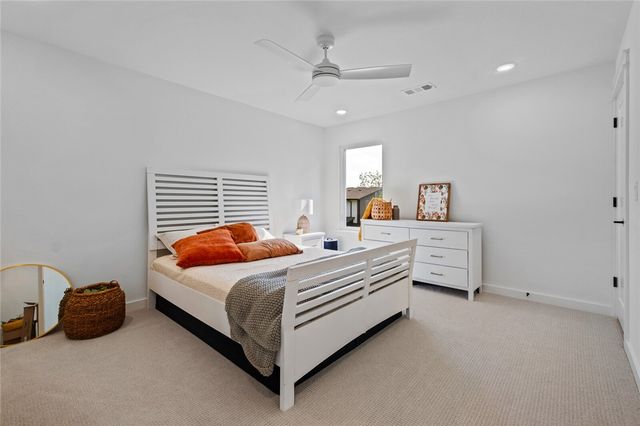 1694 Acacia, Fayetteville, AR 72701
