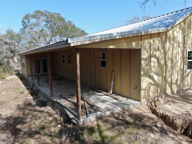 1044 Reeves Road, Garwood, TX 77442