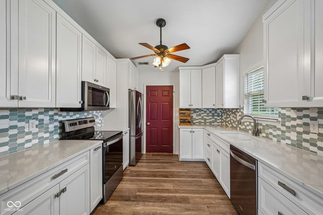 872 Franklin Lakes Boulevard, Franklin, IN 46131