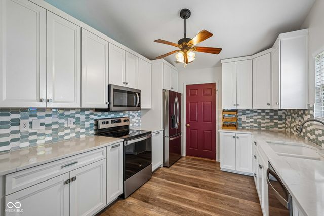 872 Franklin Lakes Boulevard, Franklin, IN 46131
