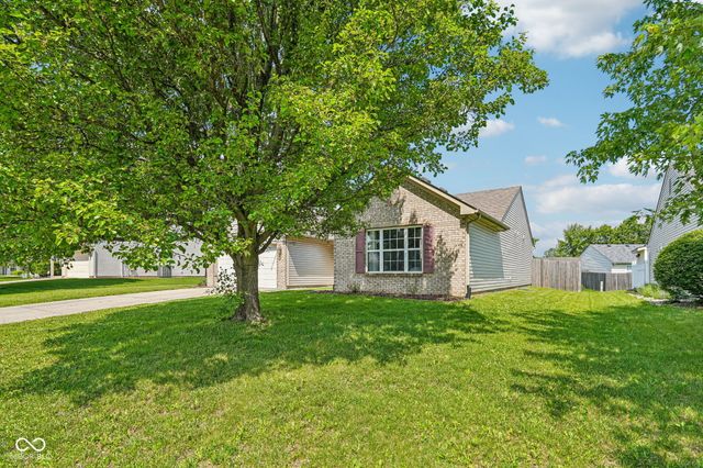872 Franklin Lakes Boulevard, Franklin, IN 46131