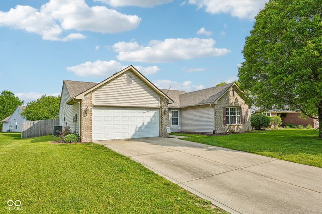 872 Franklin Lakes Boulevard, Franklin, IN 46131