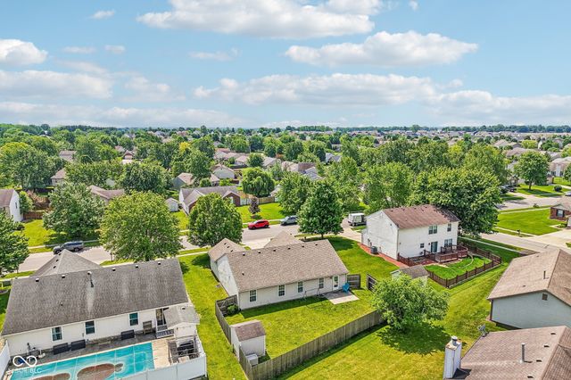 872 Franklin Lakes Boulevard, Franklin, IN 46131