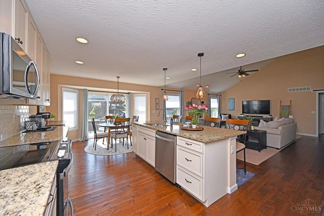 6797 Sugarberry Knoll, Liberty Twp, OH 45011
