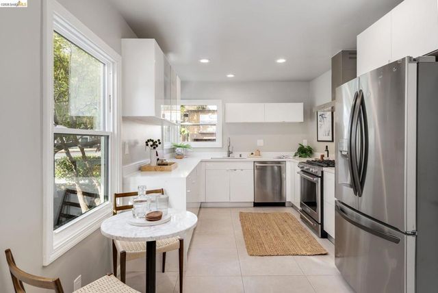 557 Lexington Ave, El Cerrito, CA 94530