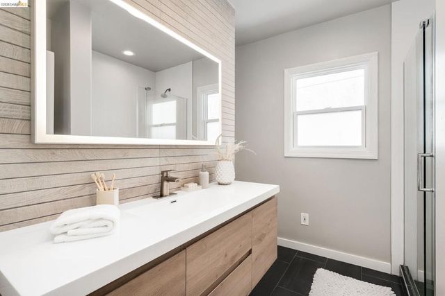557 Lexington Ave, El Cerrito, CA 94530