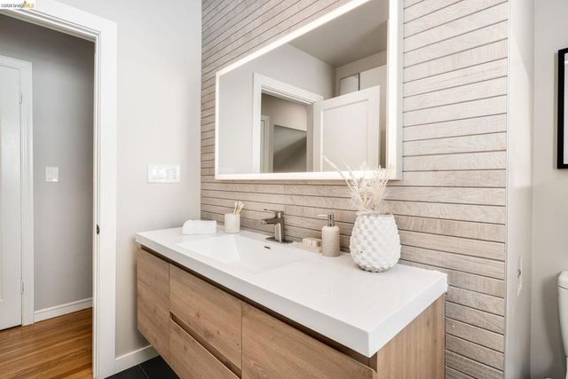 557 Lexington Ave, El Cerrito, CA 94530